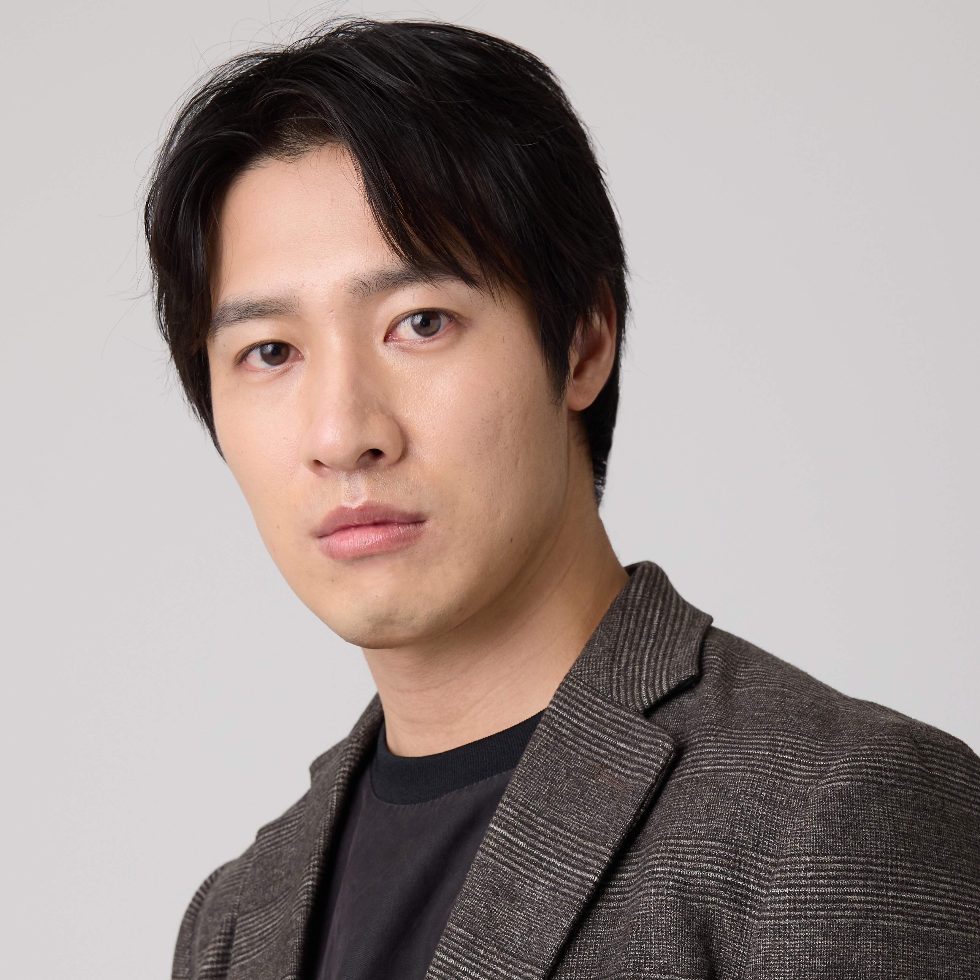 村越 亮太  <b><font size="1" color="gray">(むらこし りょうた)</font> </b>